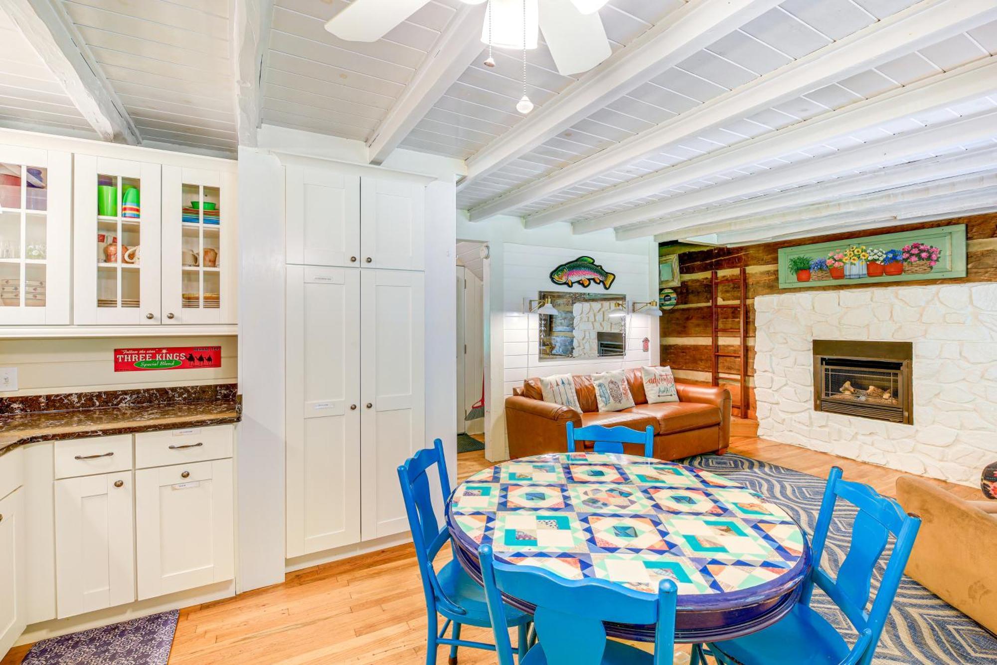 Riverfront Idyllic Lansing Home With Porch! Ngoại thất bức ảnh
